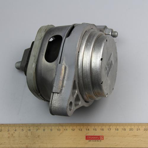 Product image of the product “Engine, Rubber mounting, used ”