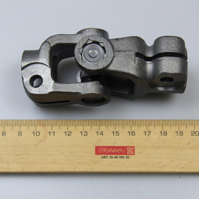 LOWER UNIVERSAL JOINT 